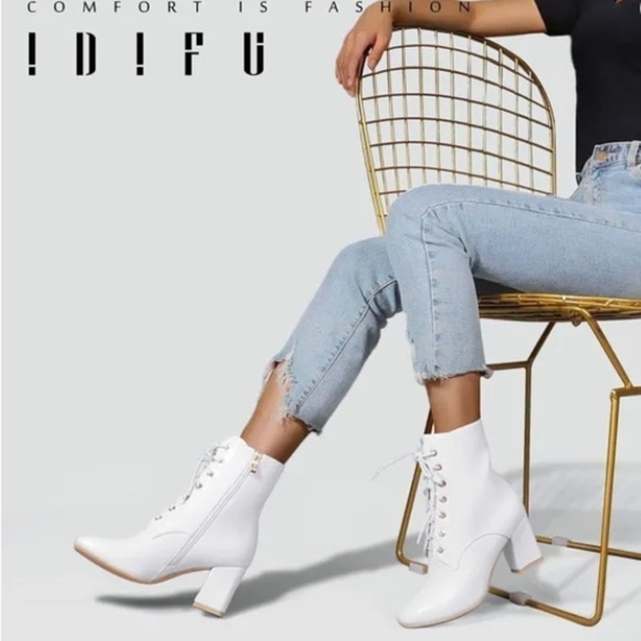 IDIFU Shoes - IDIFU White Lace Up Ankle Boot - SZ 6.5